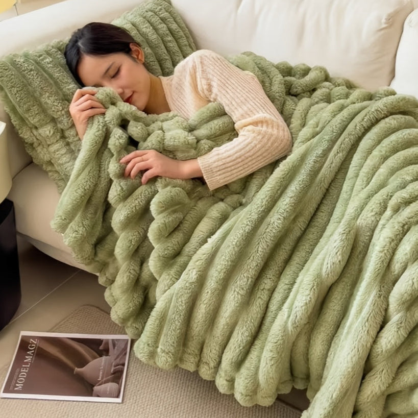 Santinni Warm Hug Blanket